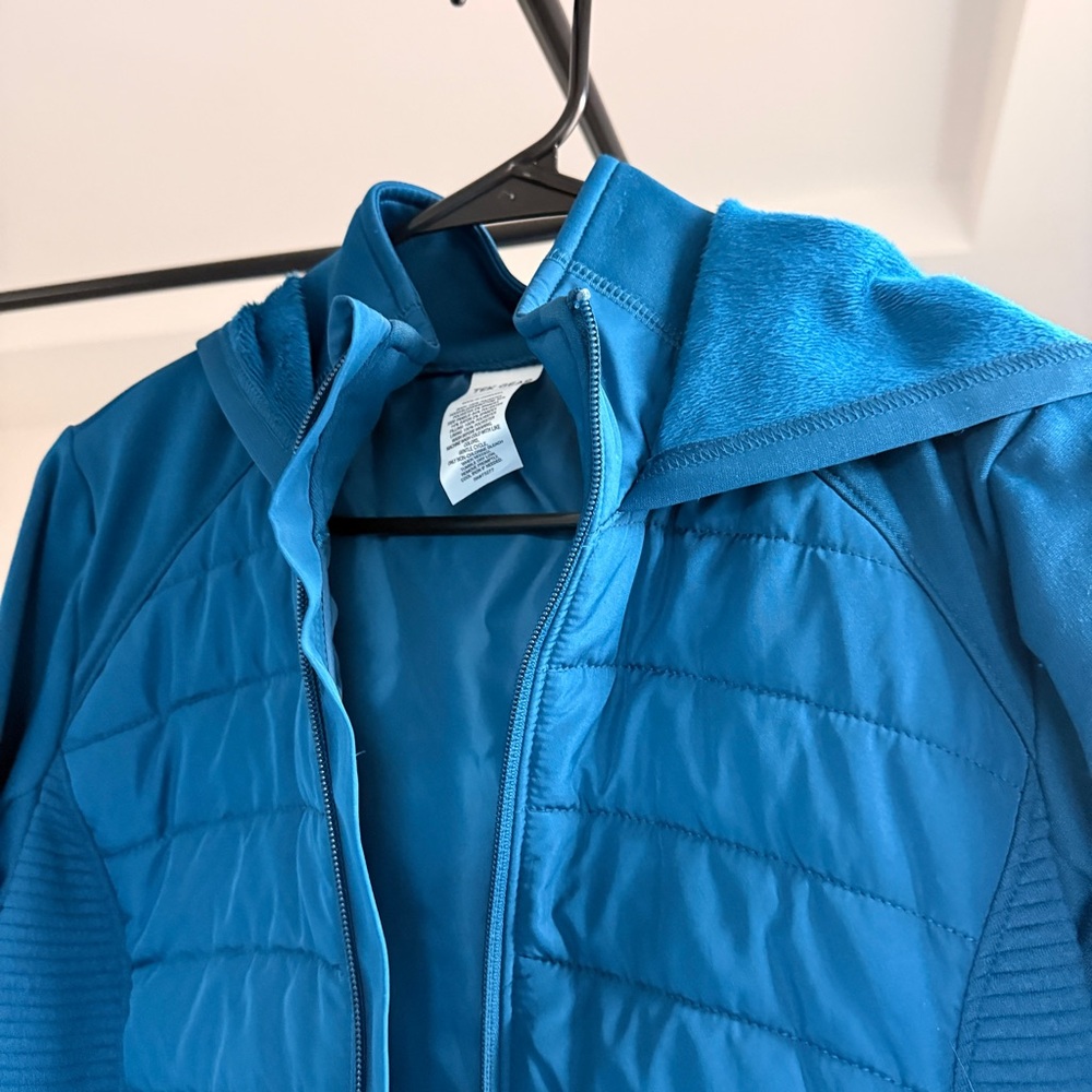 Light Puffer Jacket - image 8